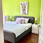 Daire Cozy Eden Residency - - Steps To Main Attractions Budapeşte