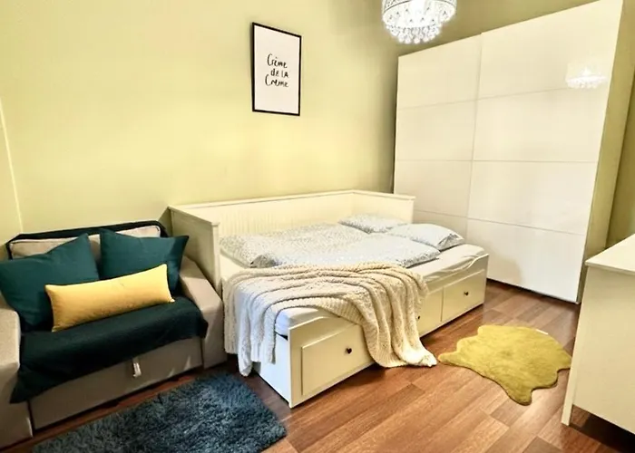 Cozy Eden Residency - *