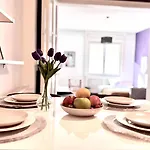 Cozy Eden Residency - - Steps To Main Attractions Apartment