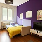 Cozy Eden Residency - - Steps To Main Attractions Apartment Budapest