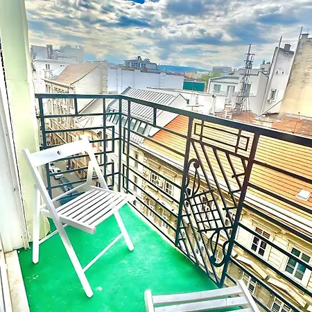 Cozy Eden Residency - - Steps To Main Attractions *