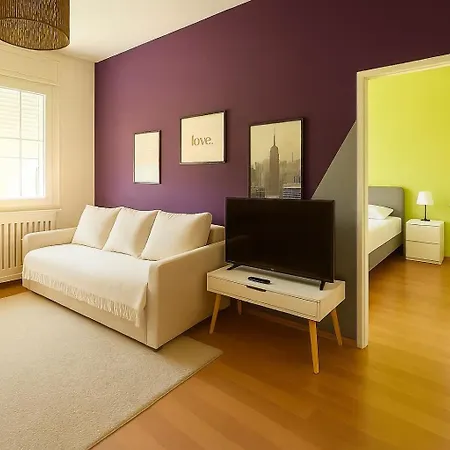 Cozy Eden Residency -